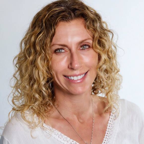 Meet your Posher, Tricia - Picture 1 of 1